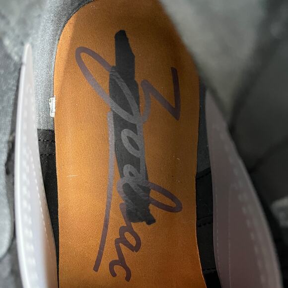 Zodiac Shiloh Womens Shiloh Lug Sole Classic Chelsea Booties Leather Black 6M - Picture 8 of 10